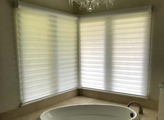 Silhouette® Sheer Shades - Open

Silhouette® Sheer Shades - Half Open

Silhouette® Sheer Shades - Closed