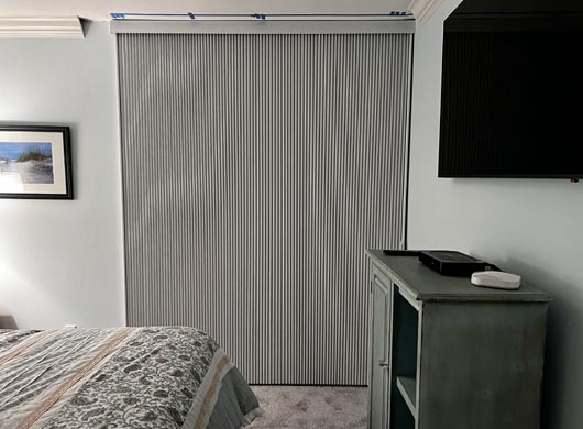 Duette® Vertiglide™ Cellular Shades